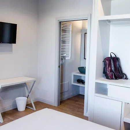 Diecidodici Boutiquerooms