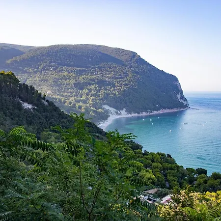 Diecidodici Boutiquerooms