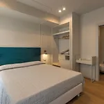 Diecidodici Boutiquerooms