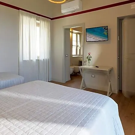 Diecidodici Boutiquerooms
