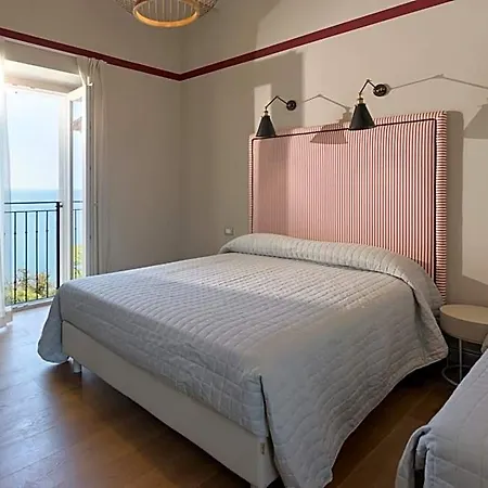 Diecidodici Boutiquerooms 4*
