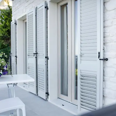 Diecidodici Boutiquerooms Bed & Breakfast