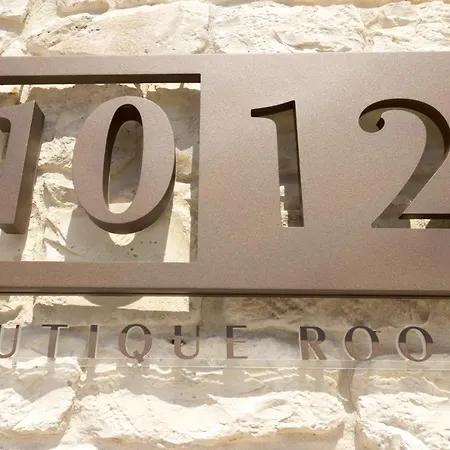 Bed and breakfast Diecidodici Boutiquerooms 4*