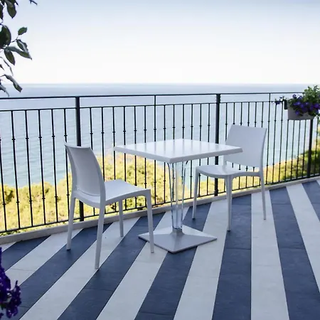 Diecidodici Boutiquerooms 4*